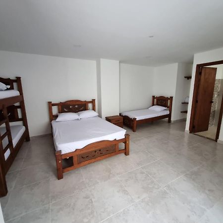 Hotel Antonella Plaza Pinchote Esterno foto