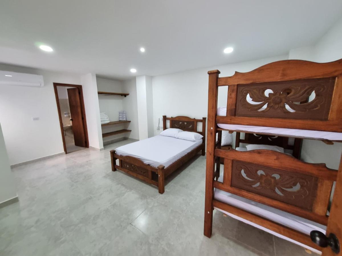 Hotel Antonella Plaza Pinchote Esterno foto